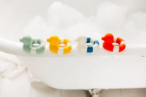 Flo The Floatie, La Mini Bouée Canard Bleue - Jouet De Bain – Image 13