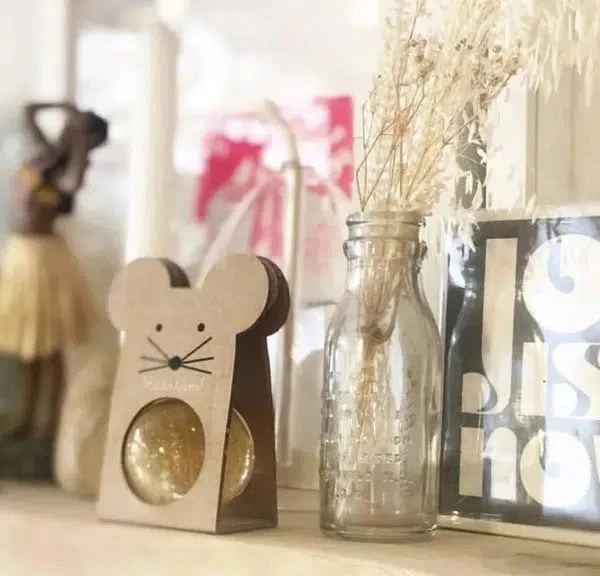 Balle Rebondissante à Paillettes Dorées 43mm – Image 2