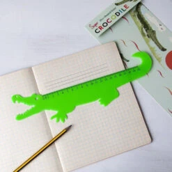 Règle En Plastique 20 Cm - Le Crocodile - Papeterie Enfant 3 Ans Et +